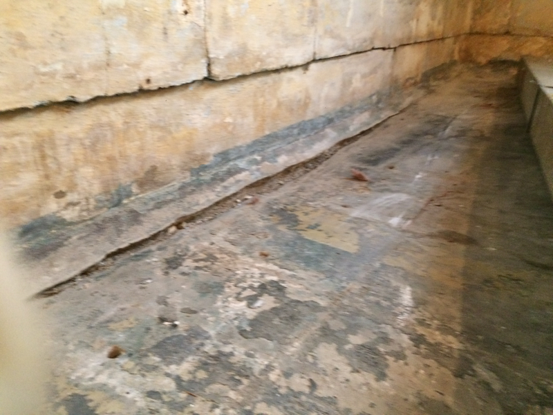 Illustration for article titled Old house, asbestos, crappy workmanshipÂ